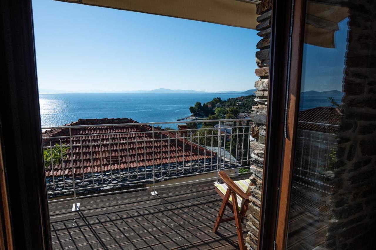 Villa ¨με θέα το ηλιοβασίλεμα¨ *